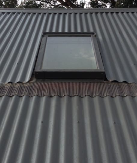 Velux Skylight with standard EDW flashing in Colorbond roof